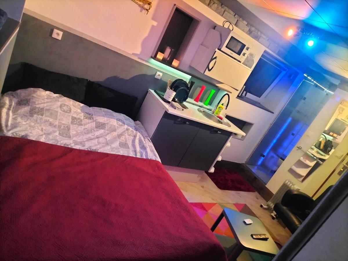24H Gdynia Mini Apartamenty Na Kod Dostepu & Free Parking & No Keys Exterior foto
