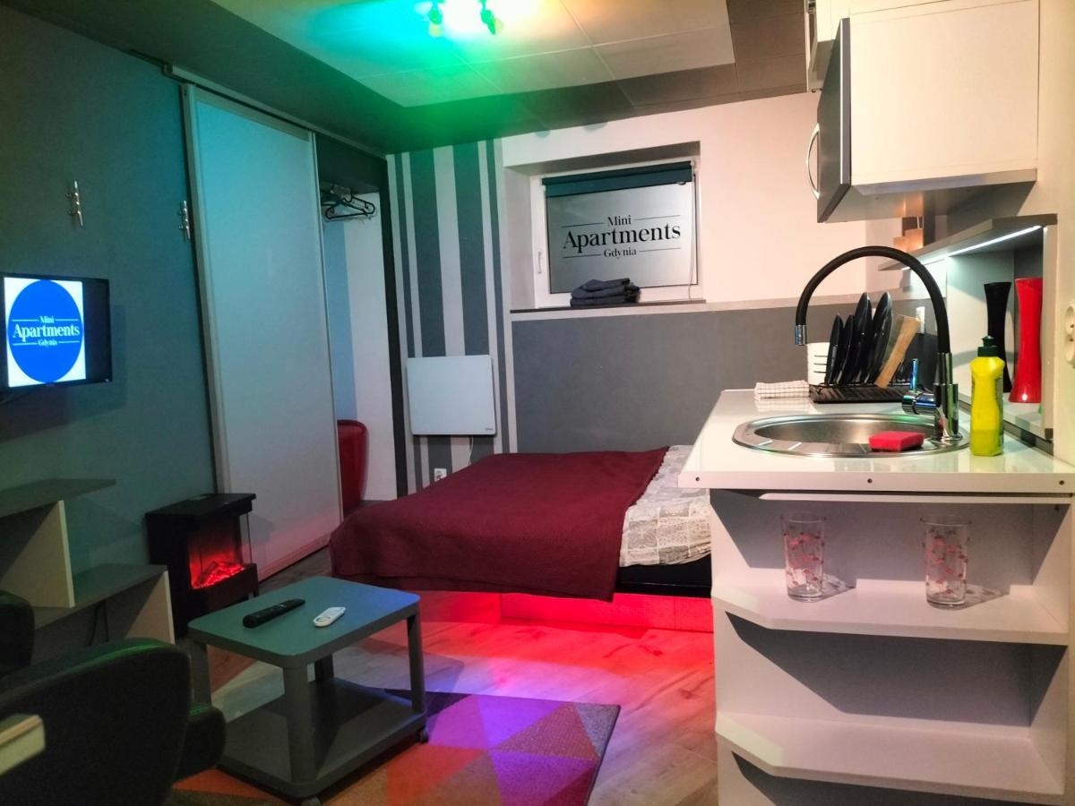 24H Gdynia Mini Apartamenty Na Kod Dostepu & Free Parking & No Keys Exterior foto