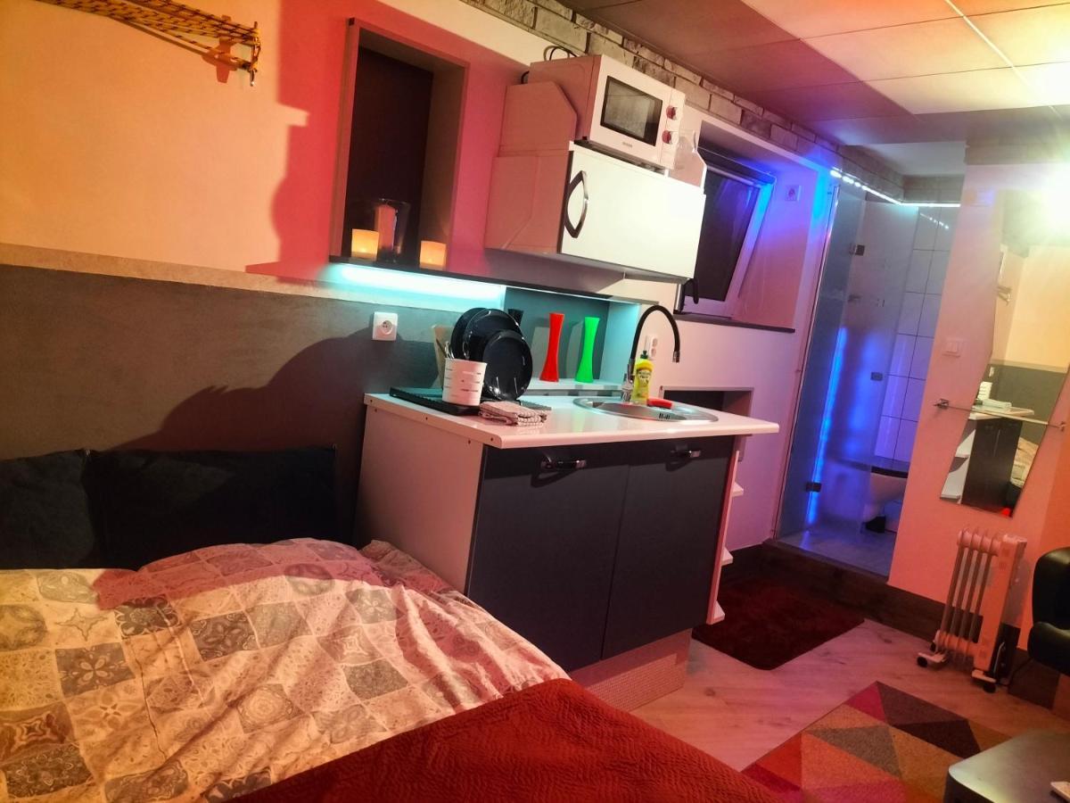 24H Gdynia Mini Apartamenty Na Kod Dostepu & Free Parking & No Keys Exterior foto