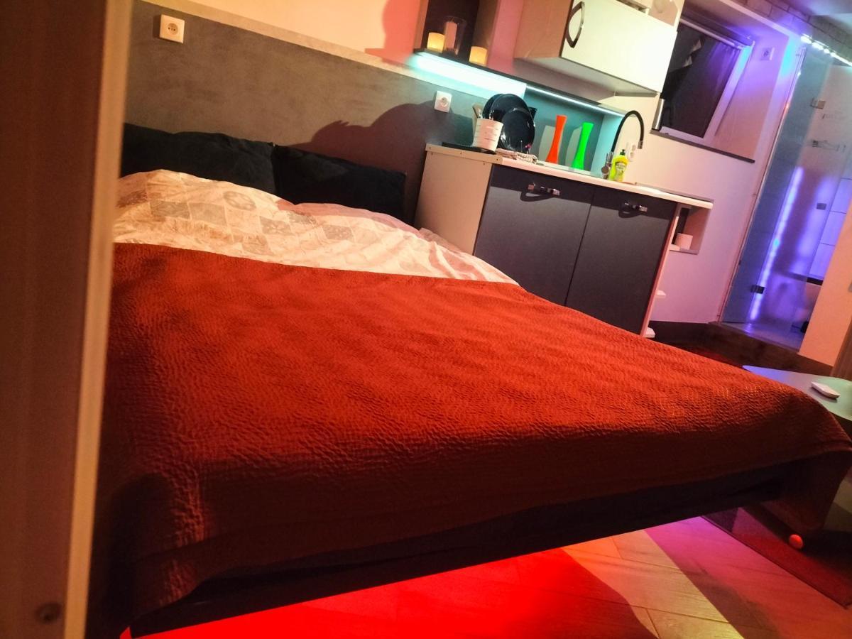 24H Gdynia Mini Apartamenty Na Kod Dostepu & Free Parking & No Keys Exterior foto