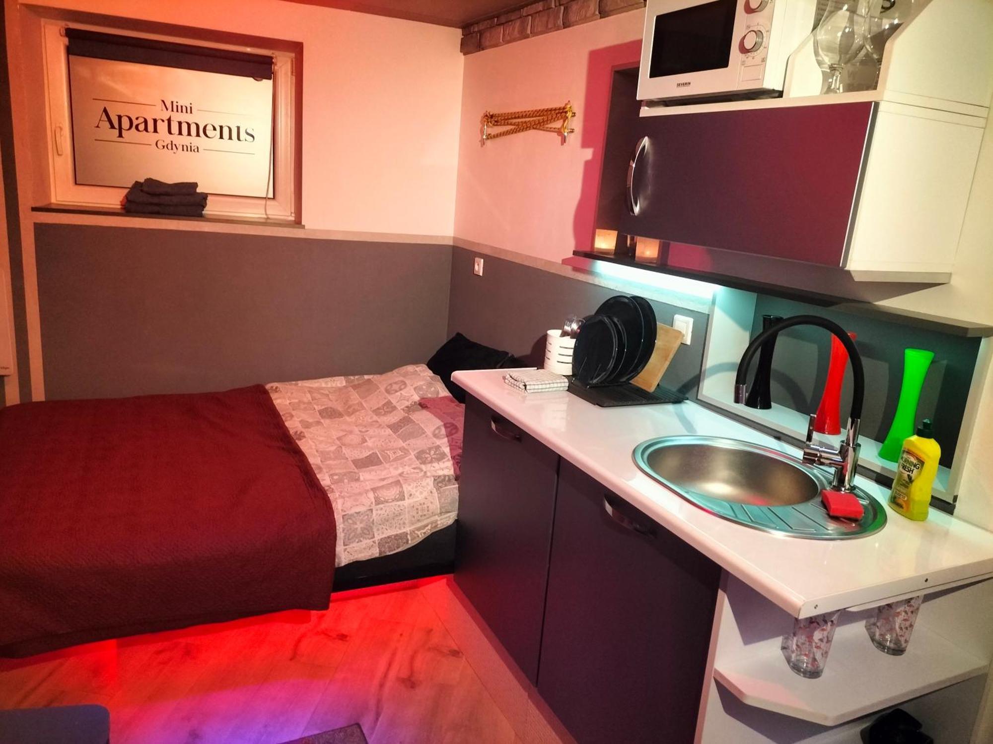 24H Gdynia Mini Apartamenty Na Kod Dostepu & Free Parking & No Keys Cameră foto
